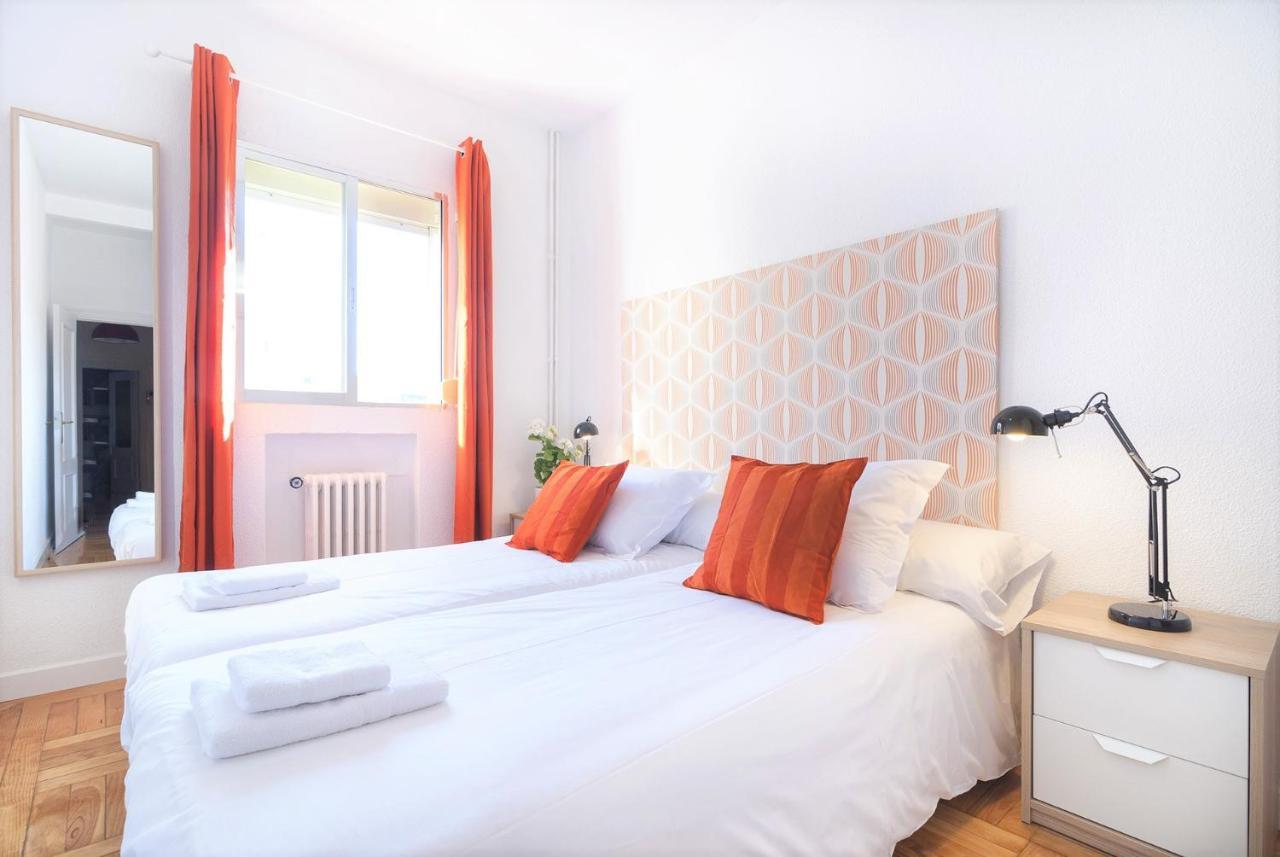 Apartamento Plaza Mayor Terrace En Madrid Apartment Exterior foto